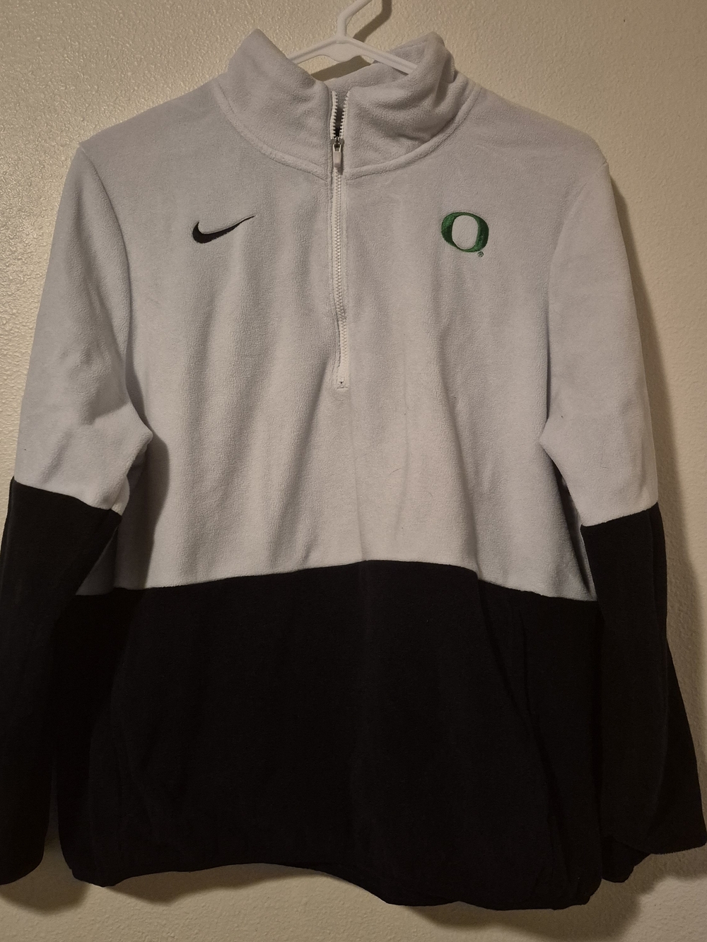 Nike Oregon Ducks White & Black Quarter-Zip Fleece